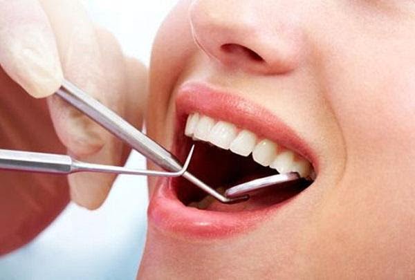 Trước khi thực hiện quá trình nhổ răng khôn, bác sĩ cần phải tìm hiểu xương hàm và chân răng thật tỉ mỉ