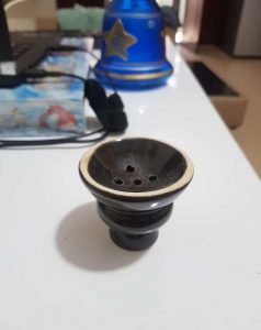 chén shisha bằng sứ có 2 loại là loại nhỏ có 5 lỗi và loại to có 6 lỗ
